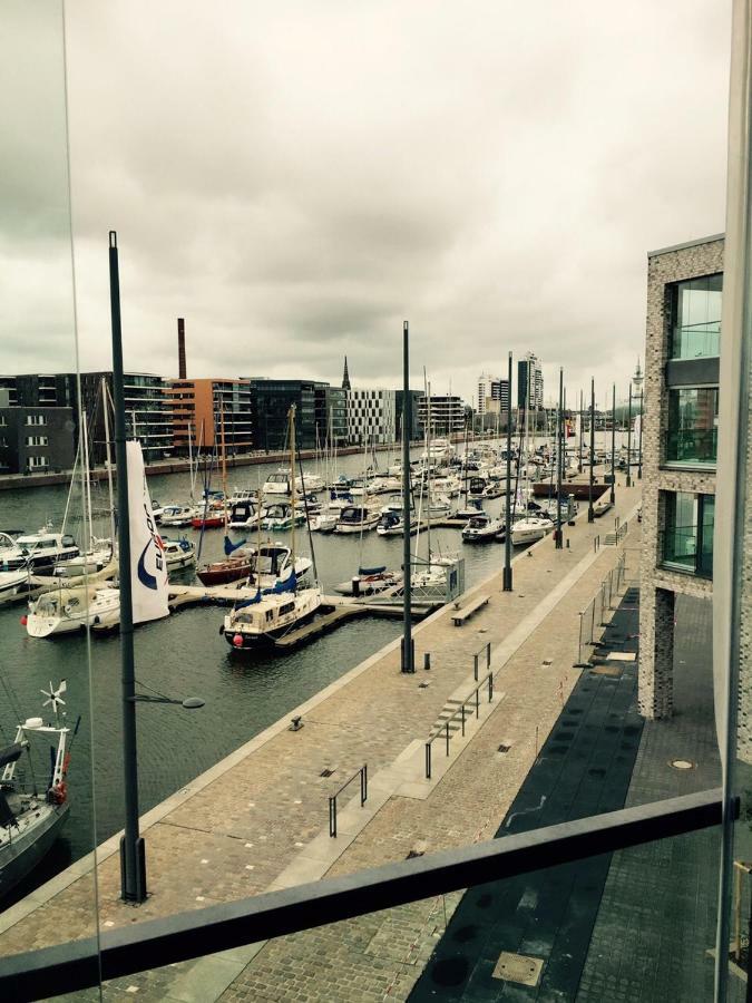 Apartment Newport Bremerhaven Exteriör bild