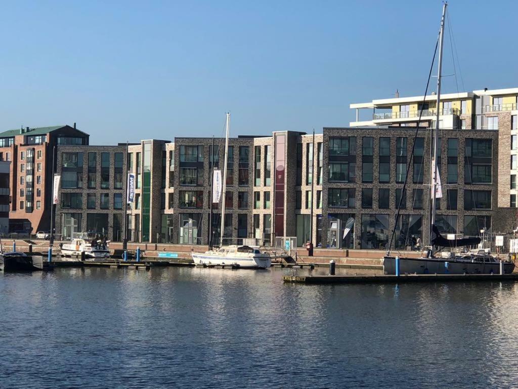 Apartment Newport Bremerhaven Exteriör bild
